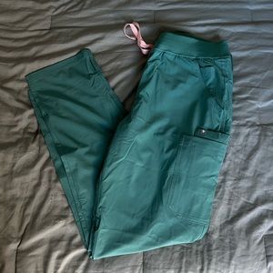 women’s figs high waisted Yola skinny scrub pants, size L tall, eucalyptus color